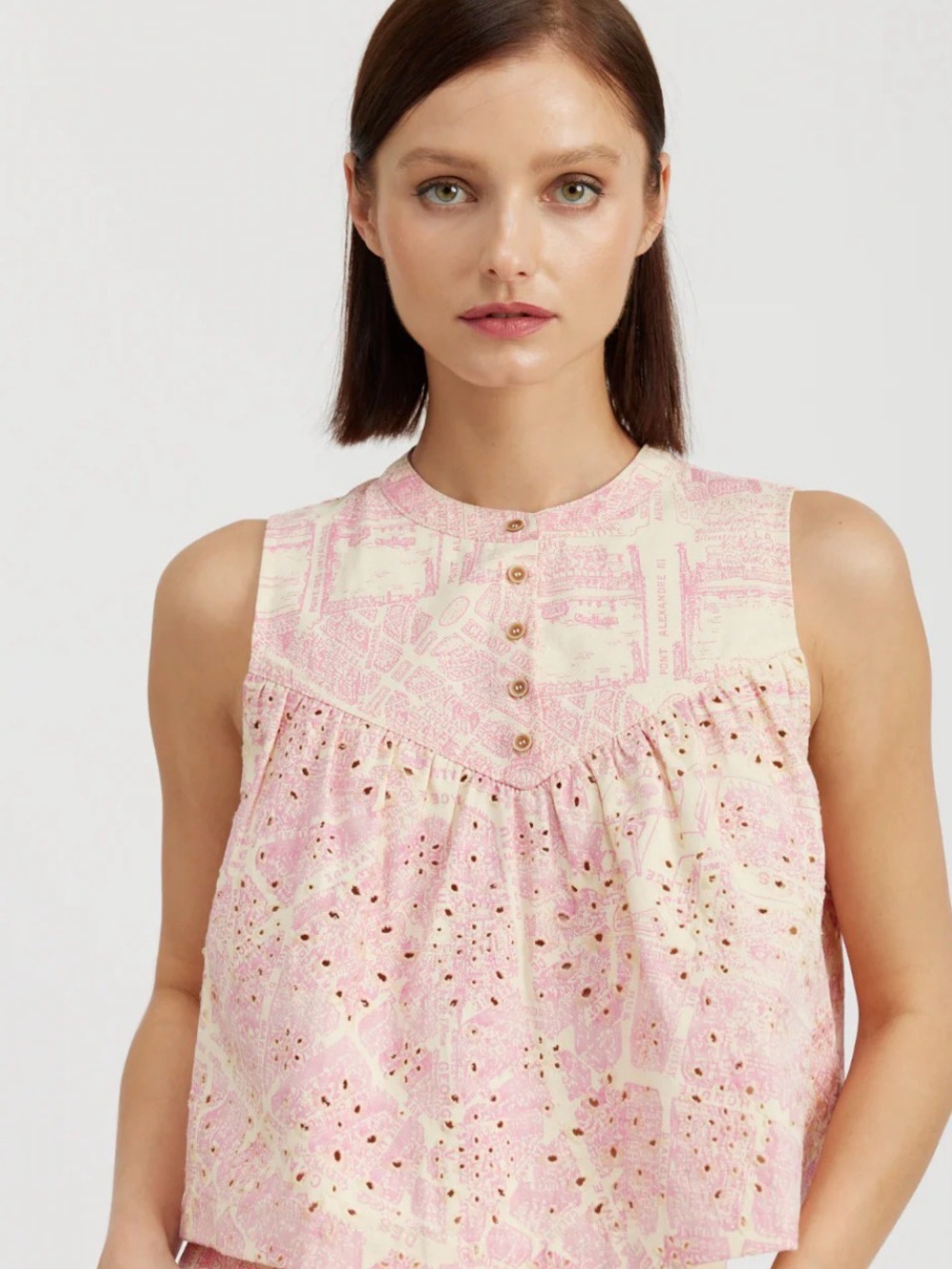 En Saison Adra Top. Size M. Pink and Cream Eyelet Button-Front Sleeveless Top